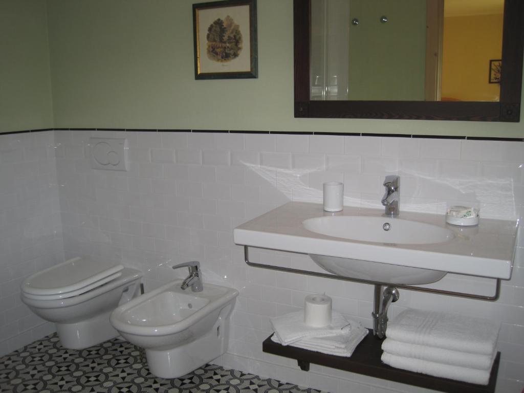 Agritur Maso San Bartolomeo Villa Romeno Стая снимка